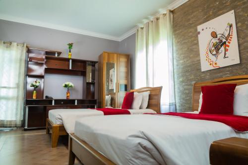 twin_shine_country_resort_hotel_uganda1